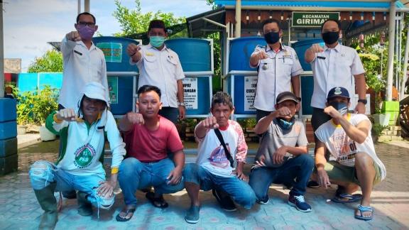 Kecamatan Girimaya Salurkan Tempat Cuci Tangan di Pasar Induk Pangkalpinang, Rabu (08/04/2020).