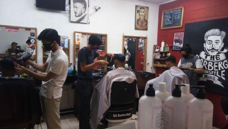 Ganteng Maksimal Bersama Barberga Hairstyle Mens Pangkalpinang