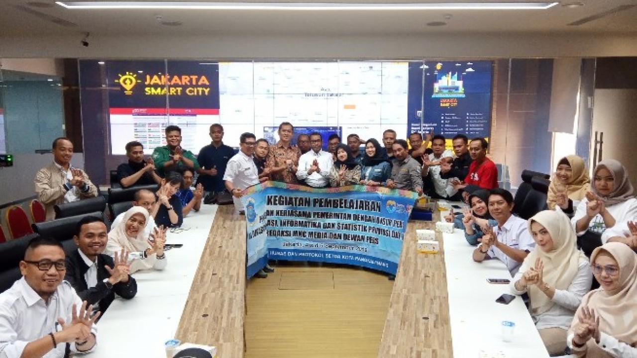 Humas dan Protokol Pemkot Pangkalpinang bersama Wartawan yang bertugas di lingkungan Pemkot Pangkalpinang, silaturahmi ke Kantor Jakarta Smart City (JSC), Dinas Kominfotik Provinsi DKI Jakarta, Kamis (05/09/2019).