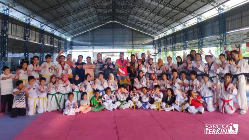 Family Taekwondo Pangkalpinang Club (FTPC) merayakan Hari Ulang Tahun (HUT) ke-9, bertempat di Dojang FTPC, Jumat (03/07/2020).