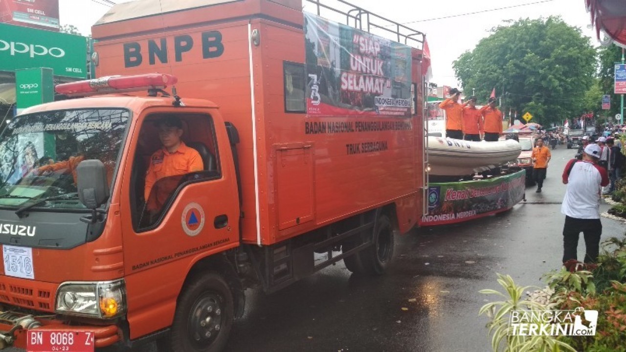Badan Penanggulangan Bencana Daerah (BPBD) Bangka Belitung berpartisipasi meriahkan HUT RI ke 73 dengan mengikuti kegiatan Karnaval Kendaraan Hias di Hari kedua, oleh Pemerintah Provinsi Bangka Belitung, Minggu (02/09/2018).