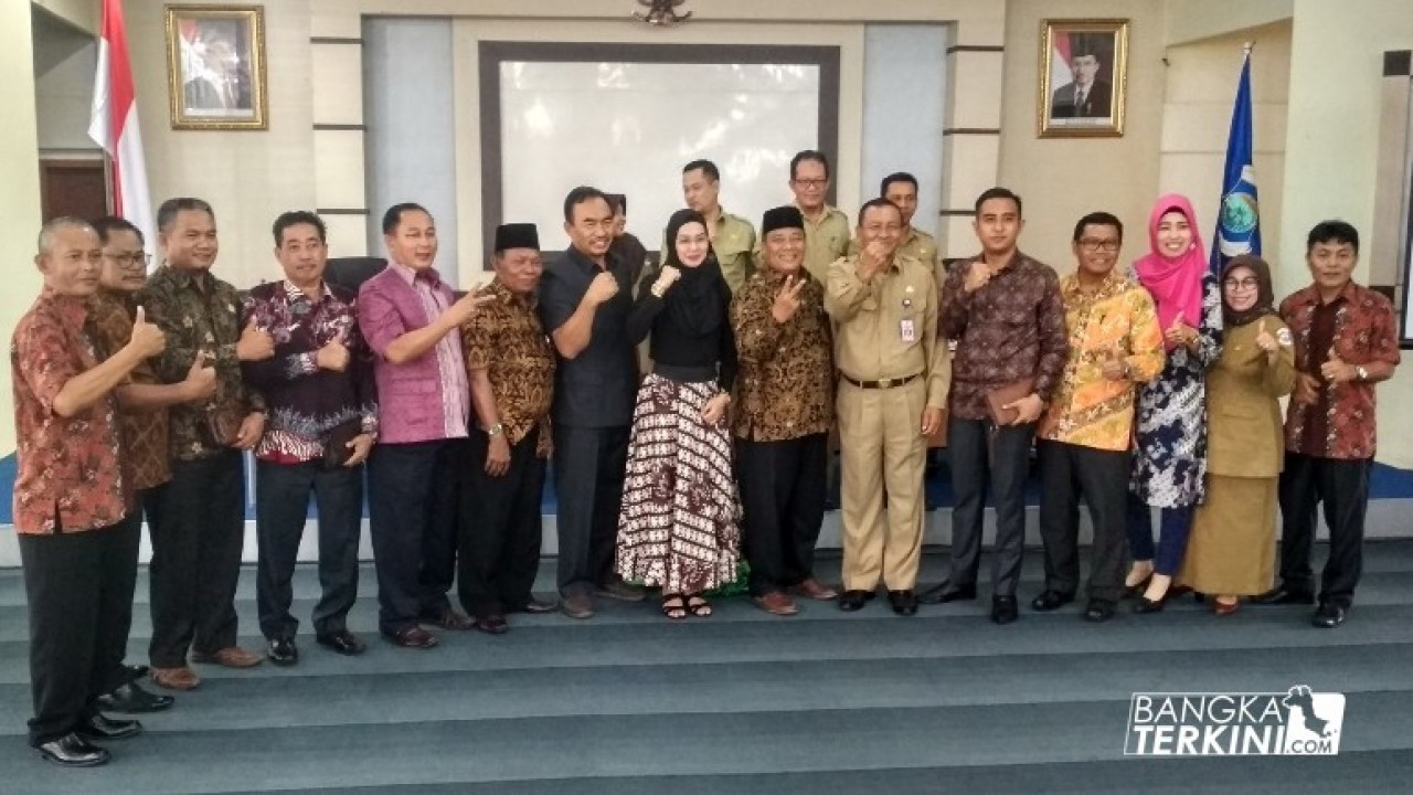 Komisi I DPRD Kab. Rejang Lebong Provinsi Bengkulu, melakukan kunjungan kerja Ke Pemerintah Daerah Kota Pangkalpinang dalam rangka Mencari Masukan dan Perbandingan Berkaitan dengan Tugas Pokok pada Komisi I, di Ruang Pertemuan (OR) Kantor Walikota Pangkalpinang, Selasa (09/10/2018).