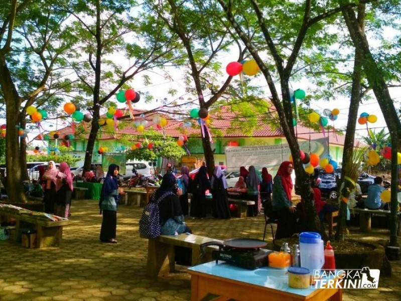 Kegiatan Kartini's Fest, oleh Himpunan Mahasiswa Jurusan Tarbiyah (HMJT) STAIN SAS Bangka Belitung, di Pelataran Taman Tarbiyah, Kamis (19/4/2018) kemarin.