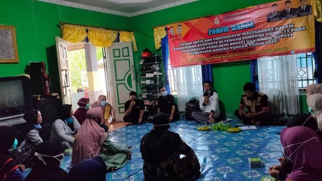 Badan Pengawas Pemilihan Umum (Bawaslu) Bangka Tengah bersama Panwaslu Kecamatan kembali menyambangi warga di Kabupaten Bateng melalui kegiatan Forum Warga.
