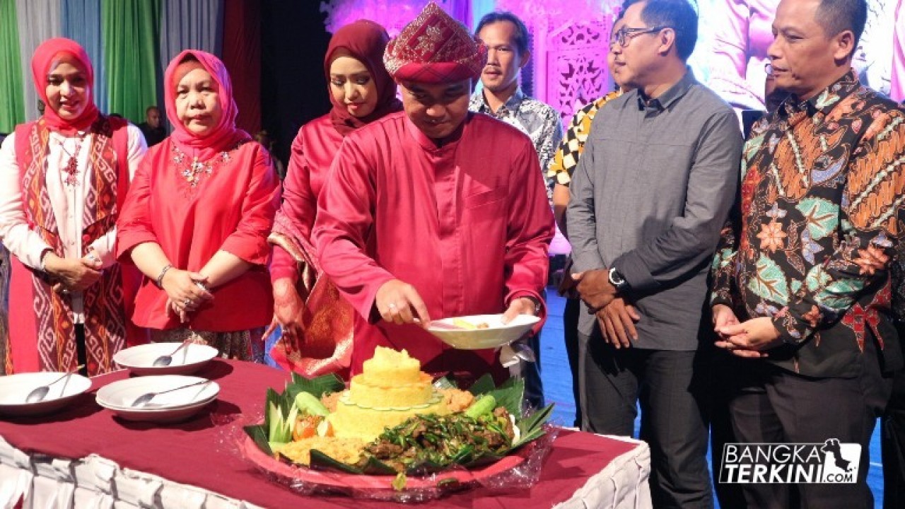 Malam Puncak Festival Kota Beribu Senyuman Kota Pangkalpinang, di Alun - Alun Taman Merdeka (ATM) Kota Pangkalpinang, Sabtu (22/12/2018).