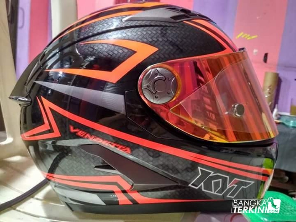 Koleksi Helm SR 58 Concept