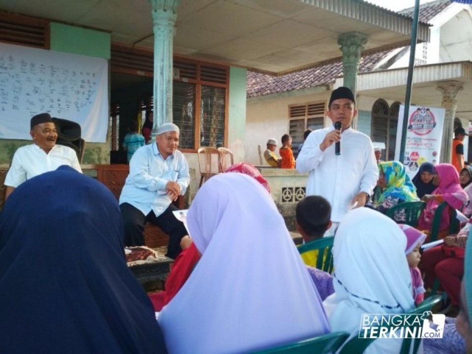 Pasangan Calon Walikota dan Wakil Walikota Pangkalpinang, Molen dan Sopian menggelar kampanye dialogis di Kelurahan Tua Tunu, tepatnya didepan Masjid Raya Tua Tunu, Kecamatan Gerunggang, Kamis (26/04/2018).