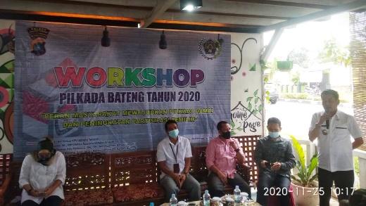 BANGKA TERKINI - BANGKA TENGAH - Polres Bangka Tengah bersama PWI Bangka Tengah sukses menggelar Pilkada Damai di Koba, bertempat di Cafe Home page, Rabu (25/11/2020).