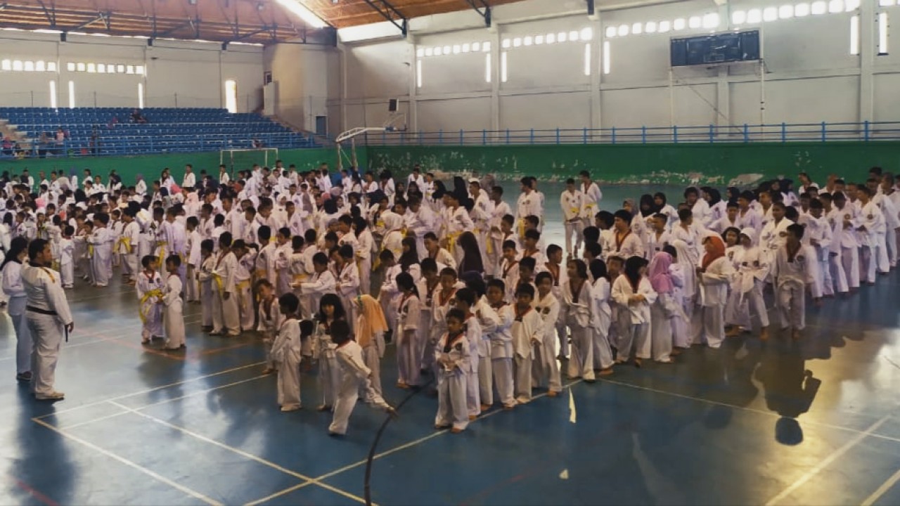 Pengurus Taekwondo Indonesia (TI) Kota Pangkalpinang gelar UKT GEUP, Minggu (09/02/2020)