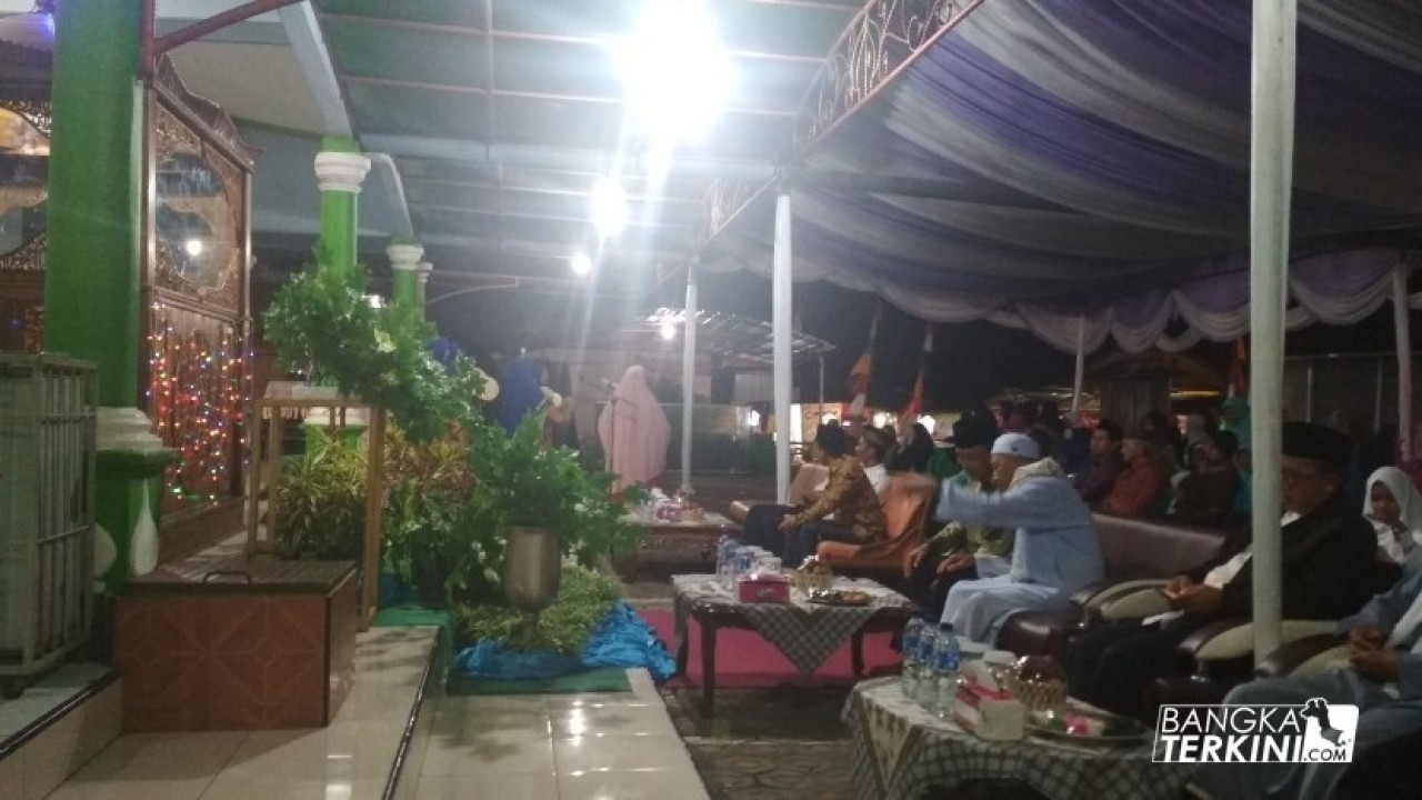 Kelurahan Semabung Lama Kecamatan Bukit Intan Kota Pangkalpinang, menggelar Seleksi Tilawatil Qur'an (STQ) tingkat Kelurahan, di Masjid Al - Khosyiun Semabung Lama, Kamis (20/12/2018).