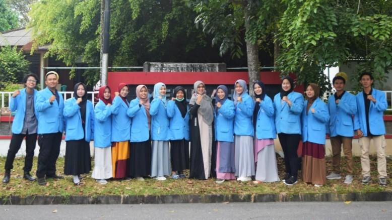 Mahasiswa KKN XV 2020 Universitas Bangka Belitung di Parit Padang, Kecamatan Sungailiat, Kabupaten Bangka